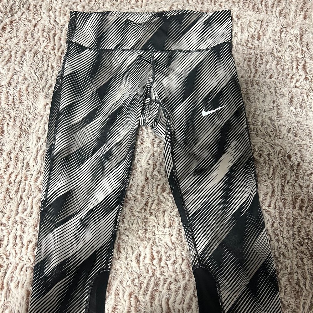 Nike Dry-Fit Leggings 17"